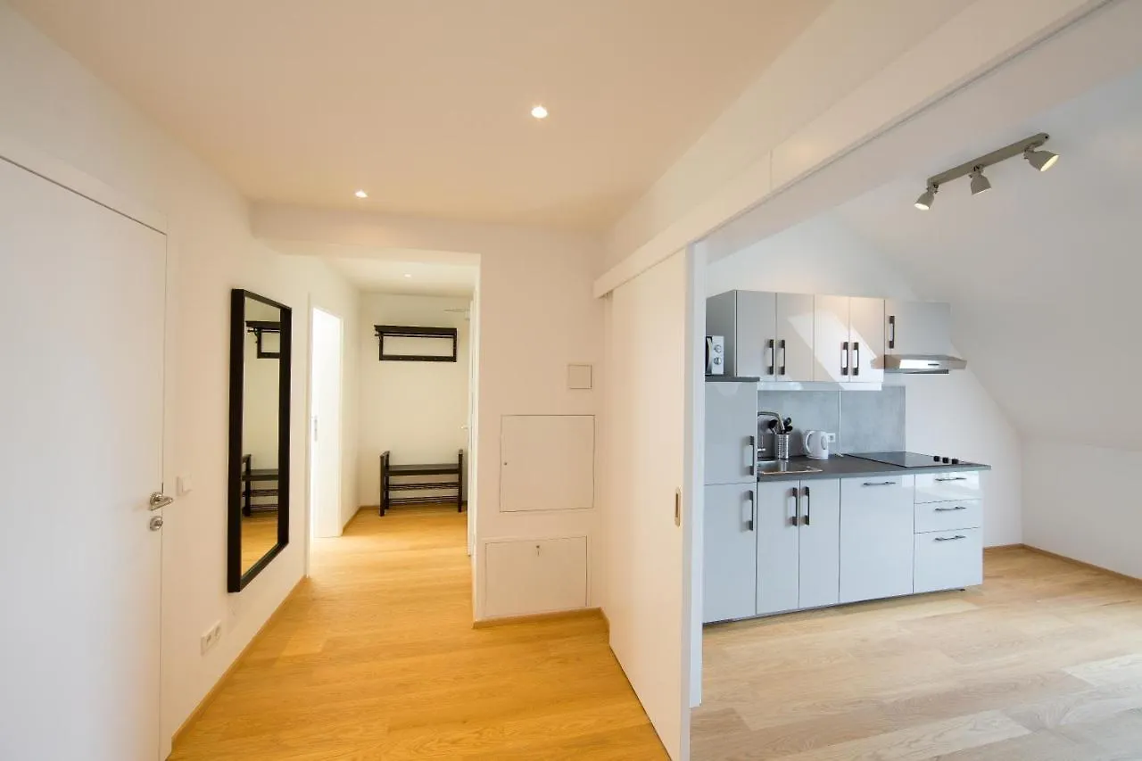 Ls Apartment By Nikolax Vienna